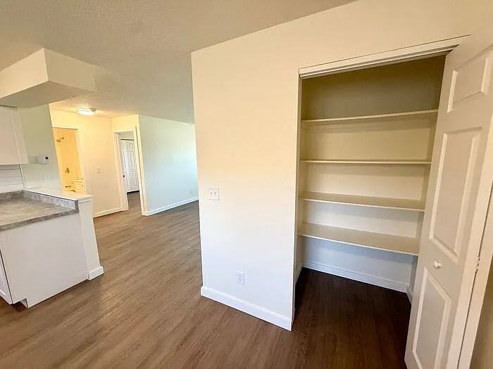 4952 Basswood Dr — Photo 16