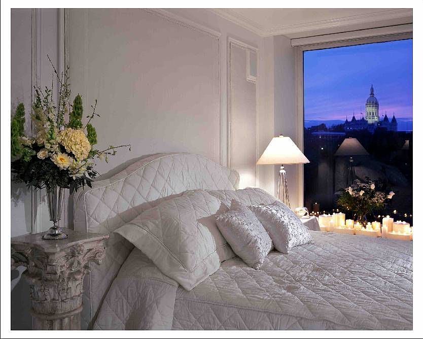 The bedroom, as well as the rest of the apartment, has acoustical insulation