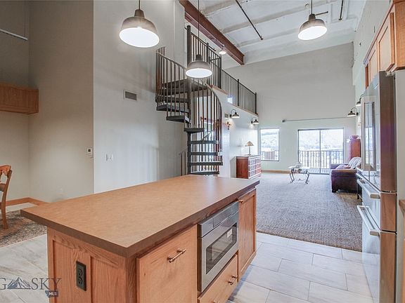4th image of 1363 Montana Ave Suite 303