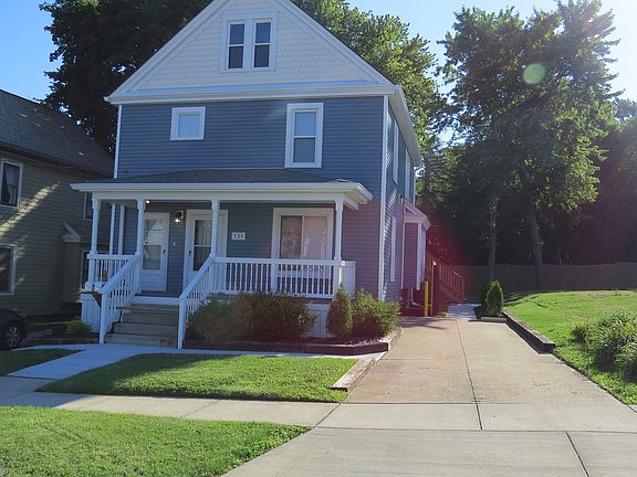5th image of 131 Lincoln St #131