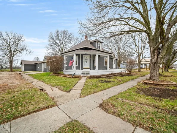 202 N Cherry St, Saint Charles, IA 50240