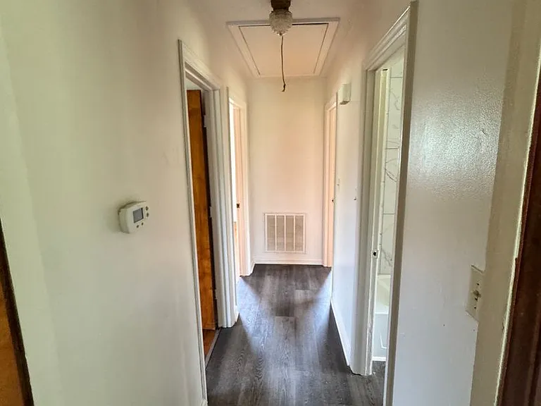 1223 Masonic Dr — Photo 13