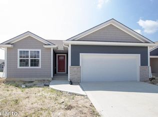 3723 SW Stonehaven Ln, Ankeny, IA 50023