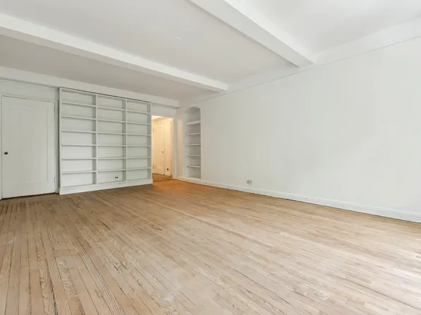410 West 24th Street 4L image 3 of 40