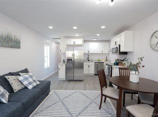 932 Farmer St, Petersburg, VA 23803