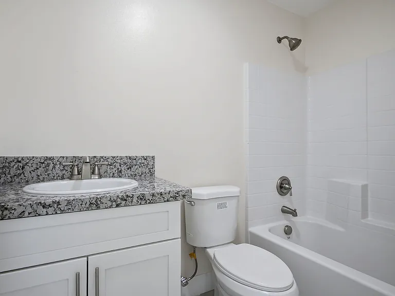 427 N Meadow Ln #A — Photo 15