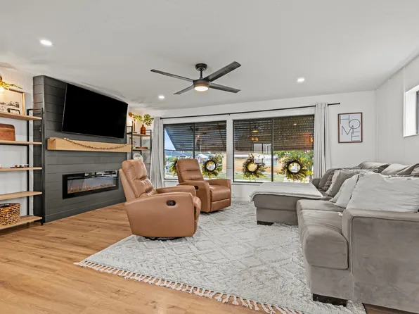 4766 S 200 W, Washington Terrace, UT 84405