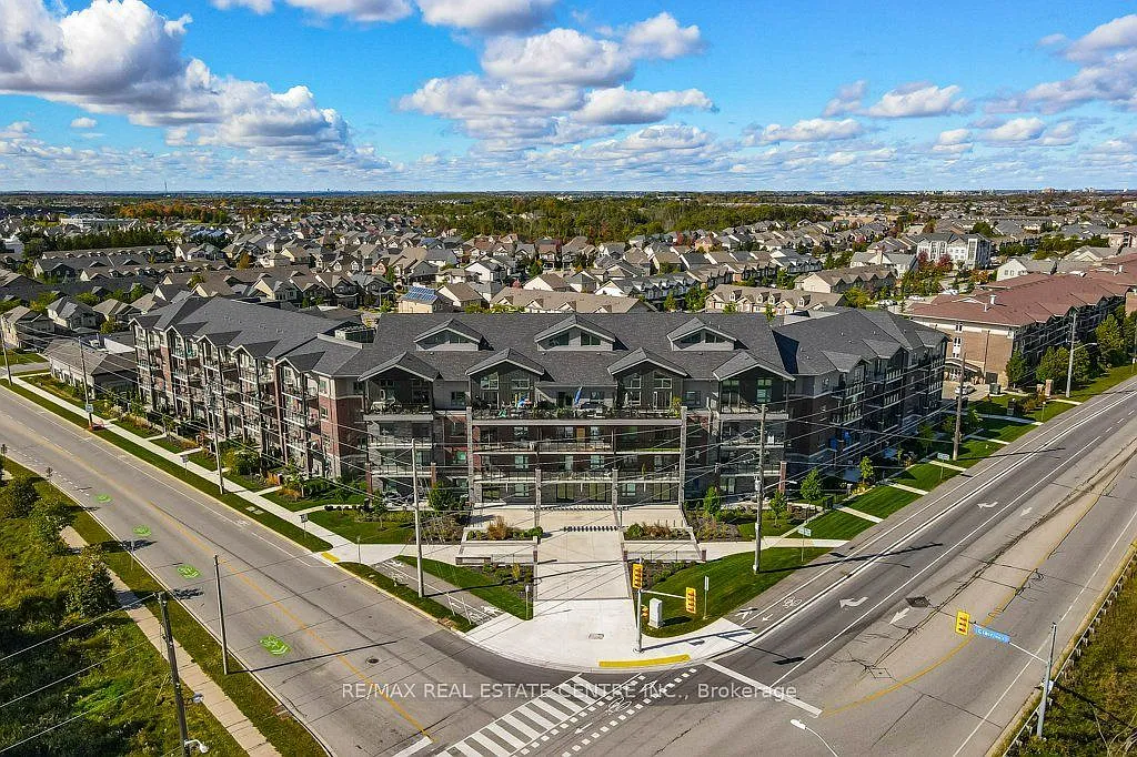 2 bed, $2,495 — Photo 2