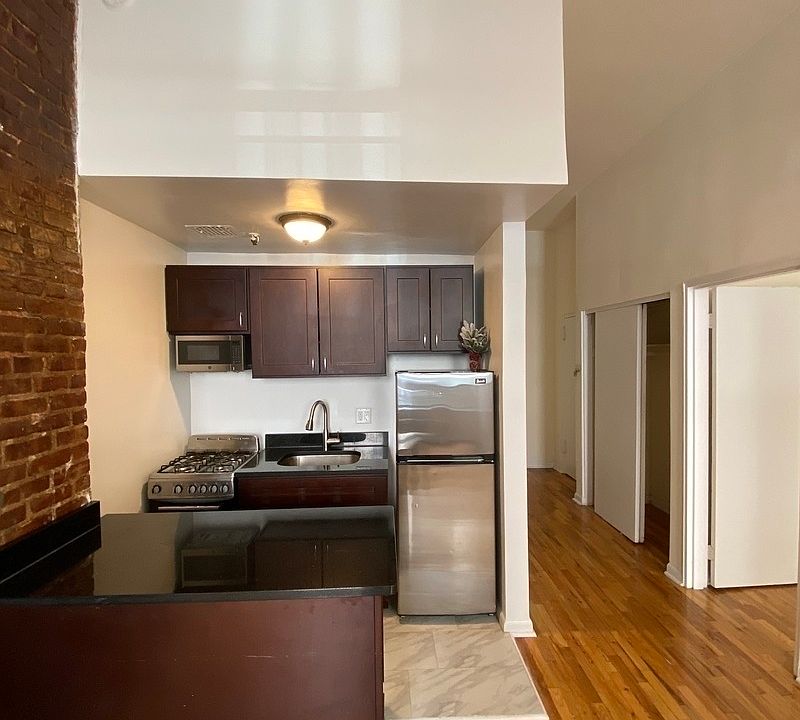 1st image of 314 W 89th St #3FF