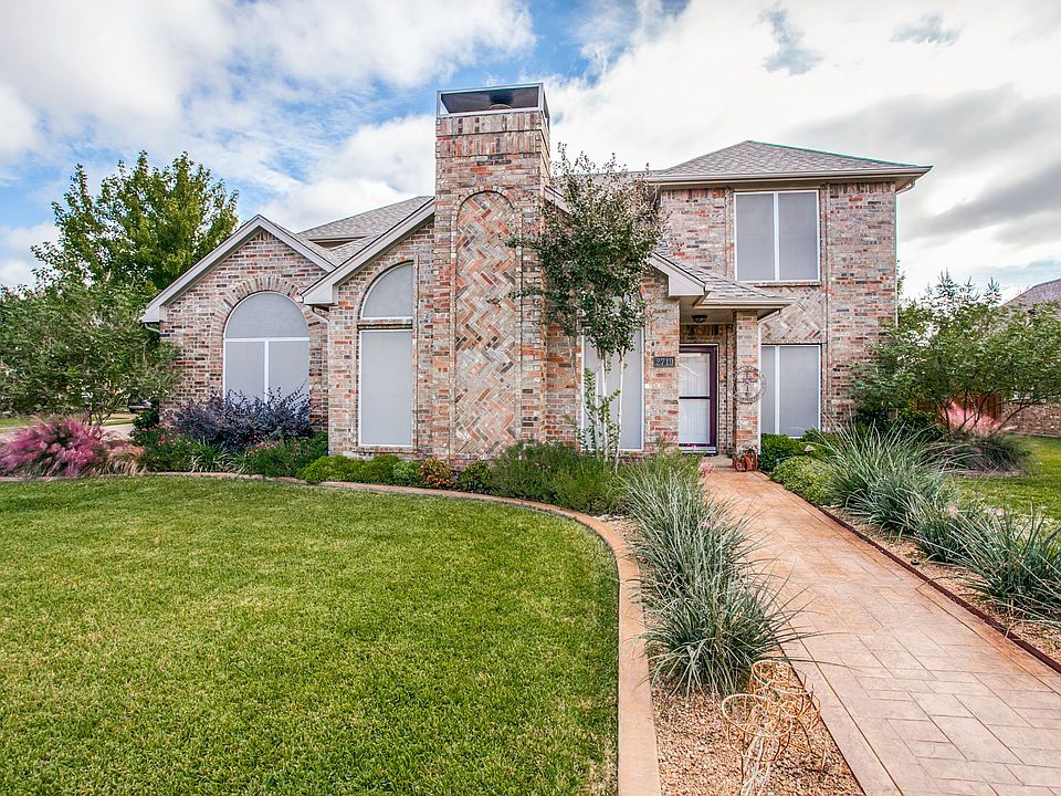 2719-coventry-ln-carrollton-tx-High-Res-1.jpg