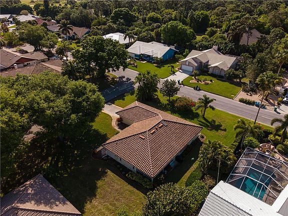 5th image of 433 Lemonwood Dr