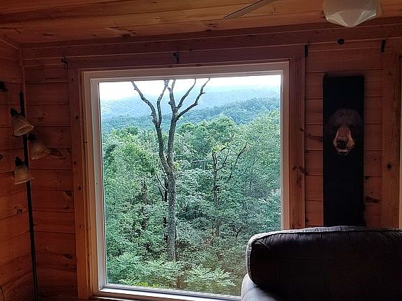 2nd image of 333 Amy Creek Cir