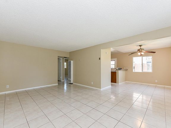 4th image of 2506 S Rosewood Ave #2