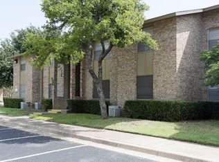 3018 Park Square Dr APT 203, Irving, TX 75060
