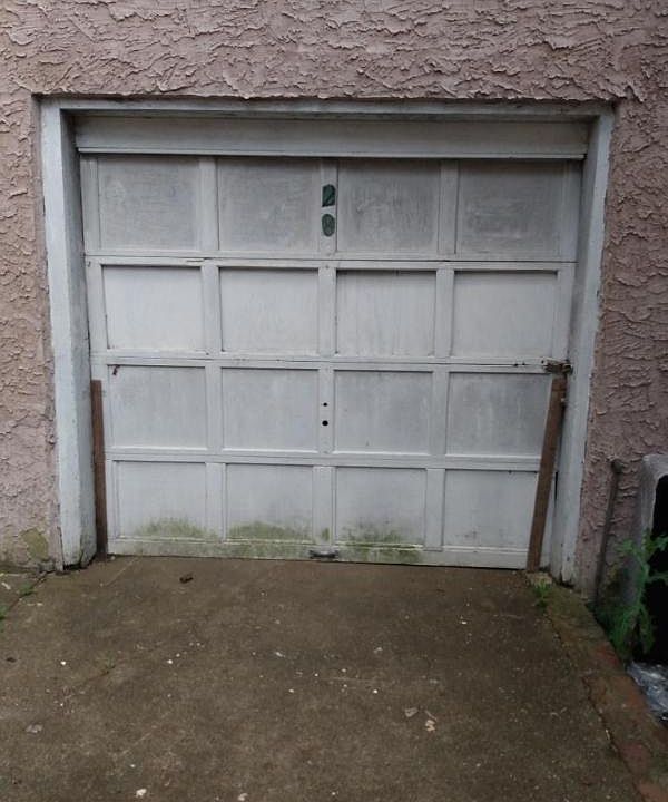2nd image of 28 N 10th St