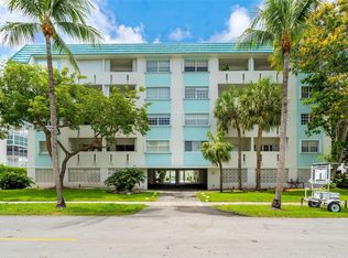 300 Galen Dr APT 204, Key Biscayne, FL 33149