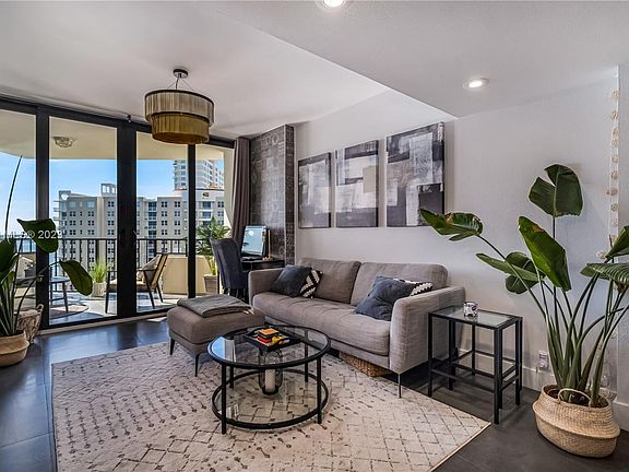 5th image of 520 Brickell Key Dr APT A1901