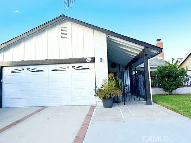 4521 Parkglen Cir