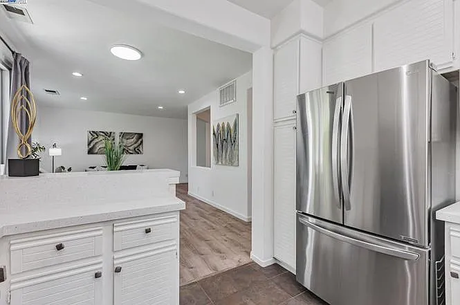 455 Navaro Way #201 — Photo 8