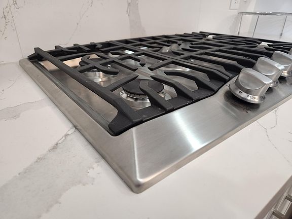4th image of 47 Madison St #341