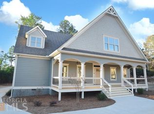 215 Earley Ct, Fayetteville, GA 30215