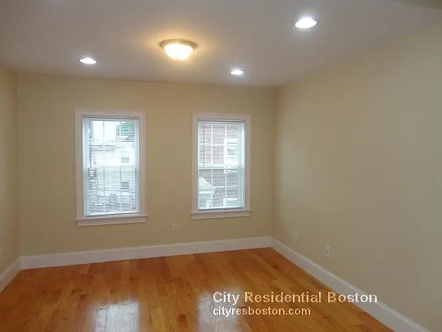 Building Photo - 59 Preble St #2