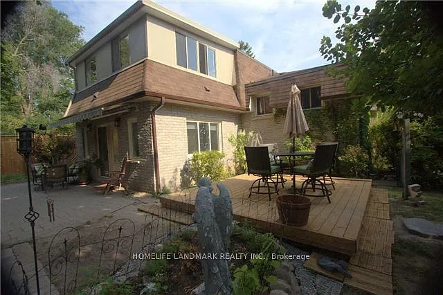 102 Beaverbrook Ct — Photo 29