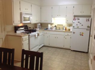 103 Parkview Terrace Ln, Jamestown, NC 27282