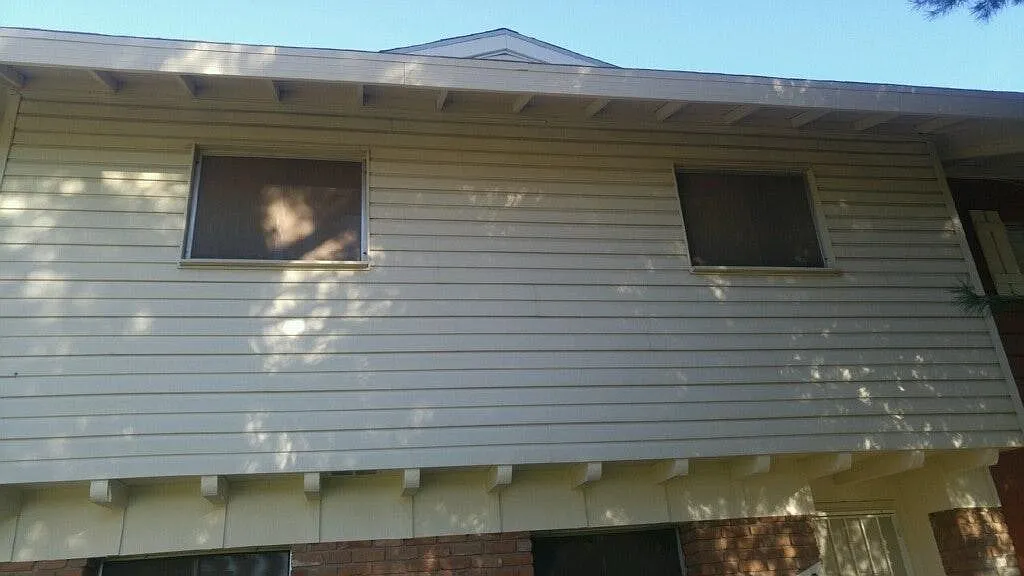 6660 N 43rd Avenue — Photo 2