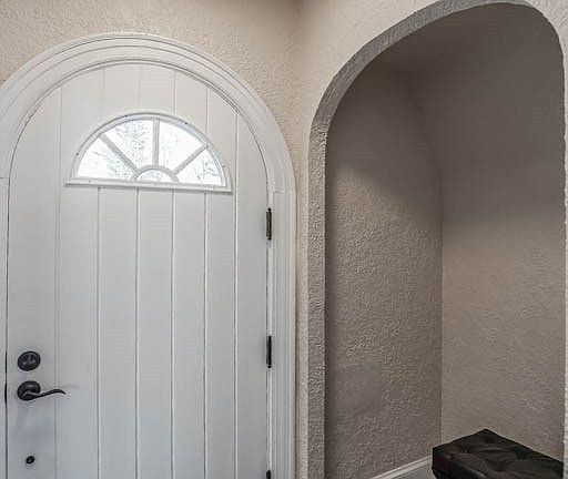 2nd image of 633 Moreley Ave