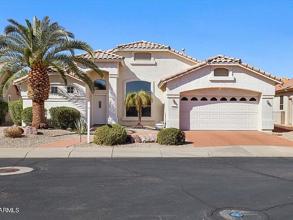 3rd image of 17906 N ENCANTO Drive