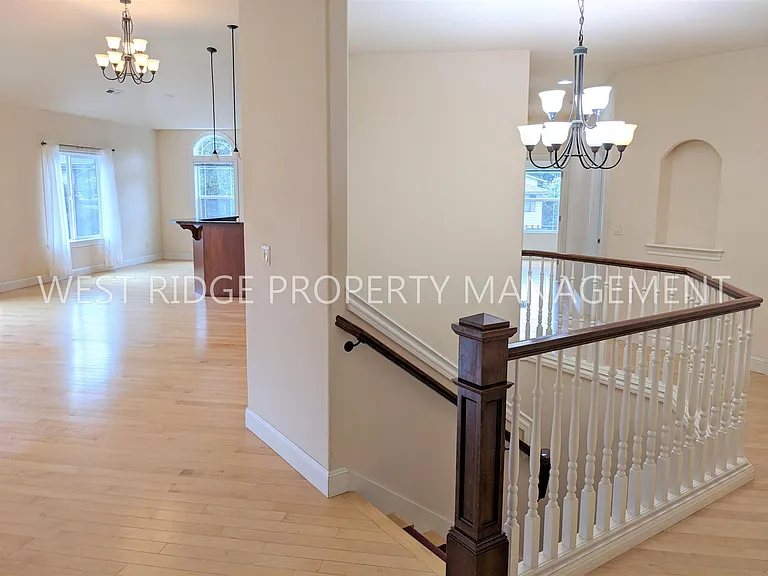 1828 SE Main St — Photo 6