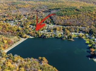 5 Glen Ave, Stockholm, NJ 07460