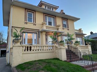 114 E Olive St #1, Long Beach, NY 11561