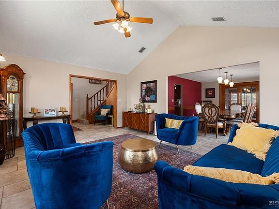 3rd image of 113 Pelican Ave