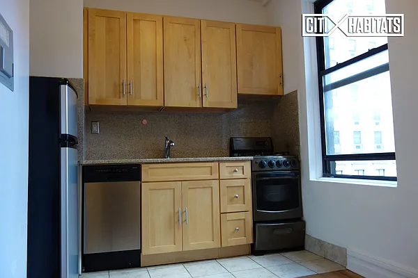 Rented by Citi Habitats | media 36