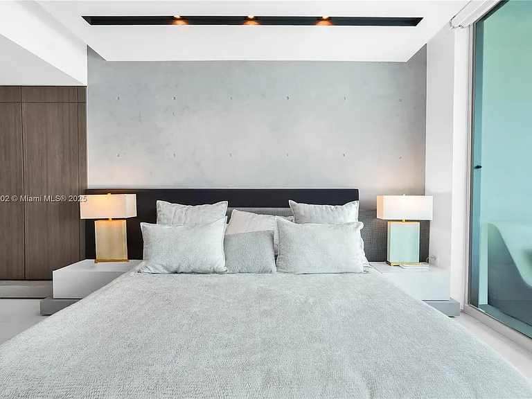 3535 S Ocean Dr #2104 — Photo 30