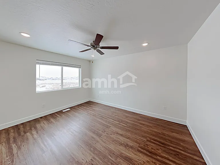2388 E Frontier St — Photo 9