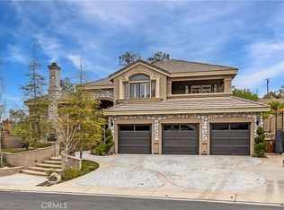260 S Willowcreek Ln, Anaheim, CA 92808