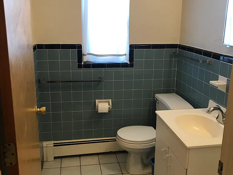 1421 Ocean Ave #3 — Photo 14