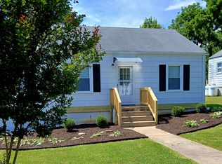 707 Monroe St, Farmville, VA 23901