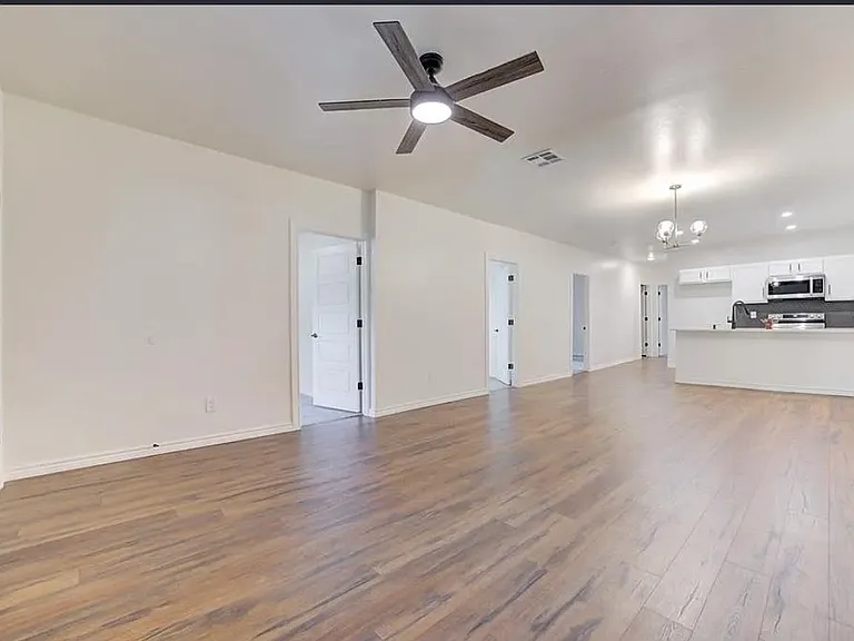 609 E Grant Ave — Photo 5