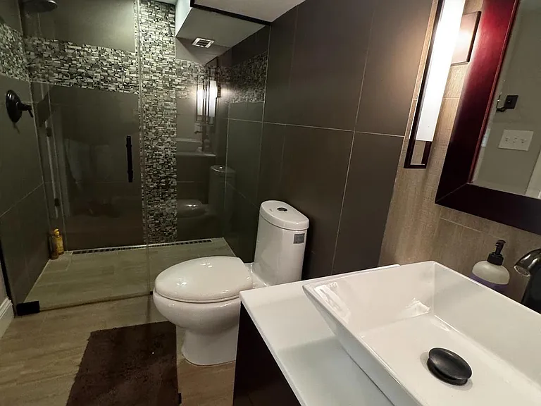 513 Whittier St NW — Photo 22