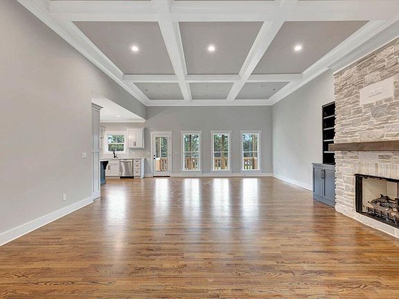 3rd image of 239 Quartz Dr #19