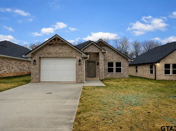 435 W Harmony St, Tyler, TX 75702