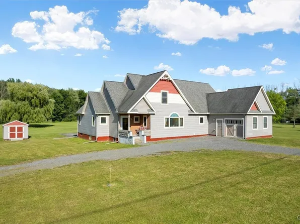 8952 N Main St, Canastota, NY 13032