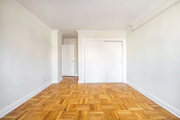 Rented by Stonehenge NYC LLC | media 14