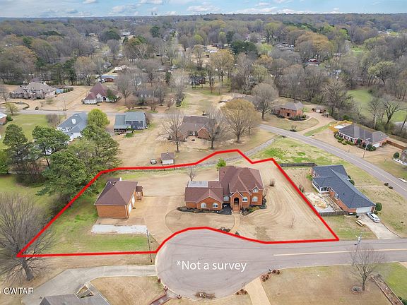 3rd image of 103 April Cv