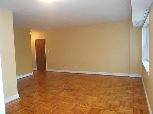 4th image of 1305 N Ode St APT 311