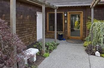 1st image of 473 Tillicum Way